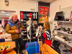 Hillevi och Ronny bygger nytt av gammalt